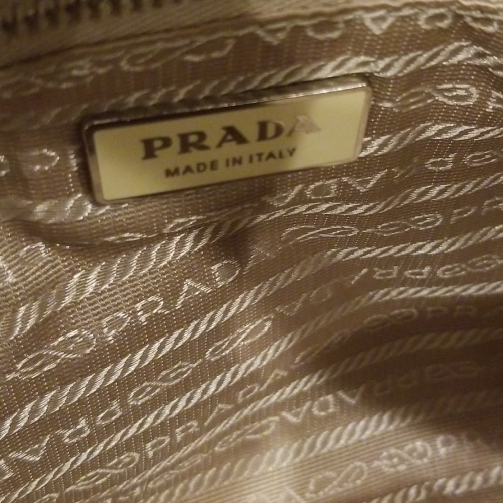 PRADA Rosa Leather Authentic Handbag - Picture 7 of 8